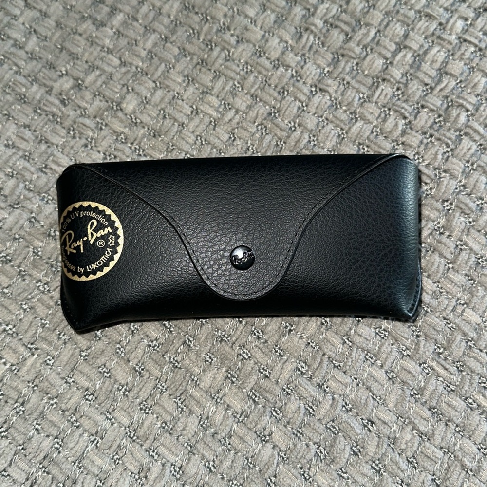 Ray Ban glasses leather case